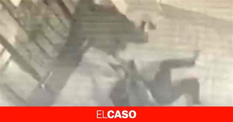 chicas en manresa|A la cárcel el ladrón que atacó brutalmente a una chica en un .